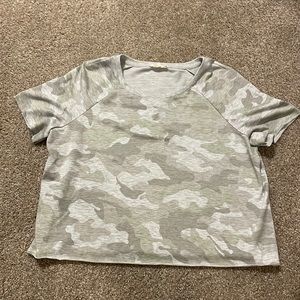 Just above the waist length cropped shirt